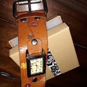 Unique belt buckle watch